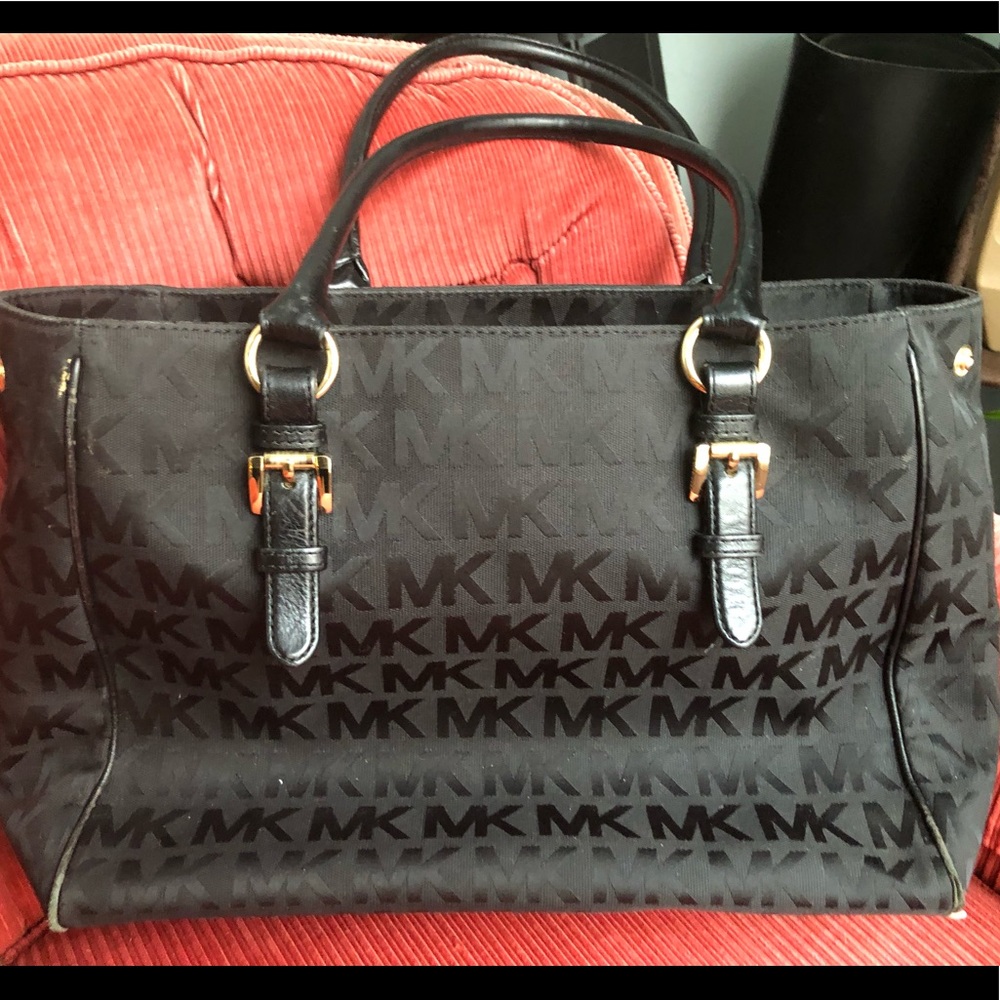 MK black EW tote